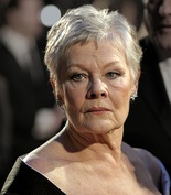 Judi Dench and Maggie Smith both received favourable reviews from critics