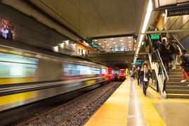 200 Series trains passing each other at San José de Flores station.