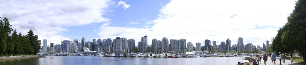  Vancouver skyline from Stanley Park