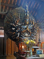 Avalokiteśvara of One Thousand Arms, lacquered and gilded wood. Restored in 1656 CE. Bút Tháp Temple, Bắc Ninh Province, Vietnam