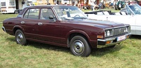 Pre-facelift Crown Sedan