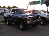 1978 Bronco Custom (ruedas/neumáticos de post-venta)