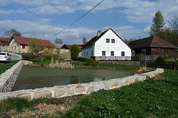 Pond in the centre of Dívčí Kopy