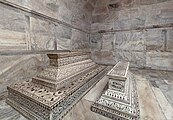 The false sarcophagi of Mumtaz Mahal (right) and Shah Jahan (left) in the main chamber