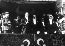 Mustafa Kemal's 1933 speech at the 10th anniversary of the Republic of Turkey, left to right: Chief of General Staff Mareşal Fevzi (Çakmak), President Gazi Mustafa Kemal (Atatürk), Speaker of the Grand National Assembly Kâzım Köprülü (Özalp), Prime Minister İsmet (İnönü)