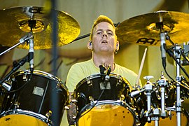 Brann Dailor Batería y voz