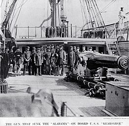 One of the two 11-inch pivot guns of USS Kearsarge