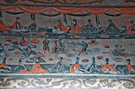 Fresco de una tumba mostrando una escena de banquete de la dinastía Han Oriental (25-220).