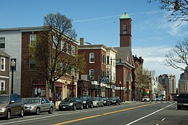 Cambridge, Massachusetts settled in 1630 is named in honor of the University of Cambridge, England.