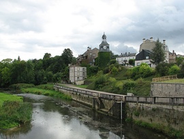 Tower Louis XVI and the river Aire