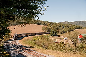 2-8-0 No. 734 crossing Helmerstetter's Curve