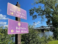 Trail sign in Albany