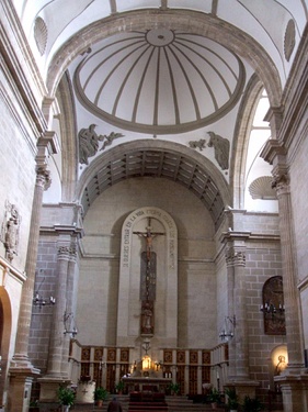 Interior de la Iglesia de San Isidoro.