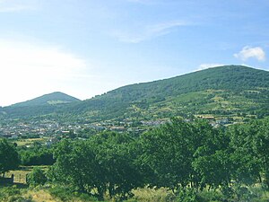 San Pablo de los Montes below the Sierra de San Pablo