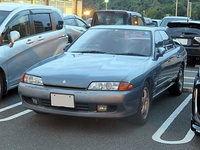 Nissan Skyline R32 GTS-t berlina HCR32 (1991 a 1993)