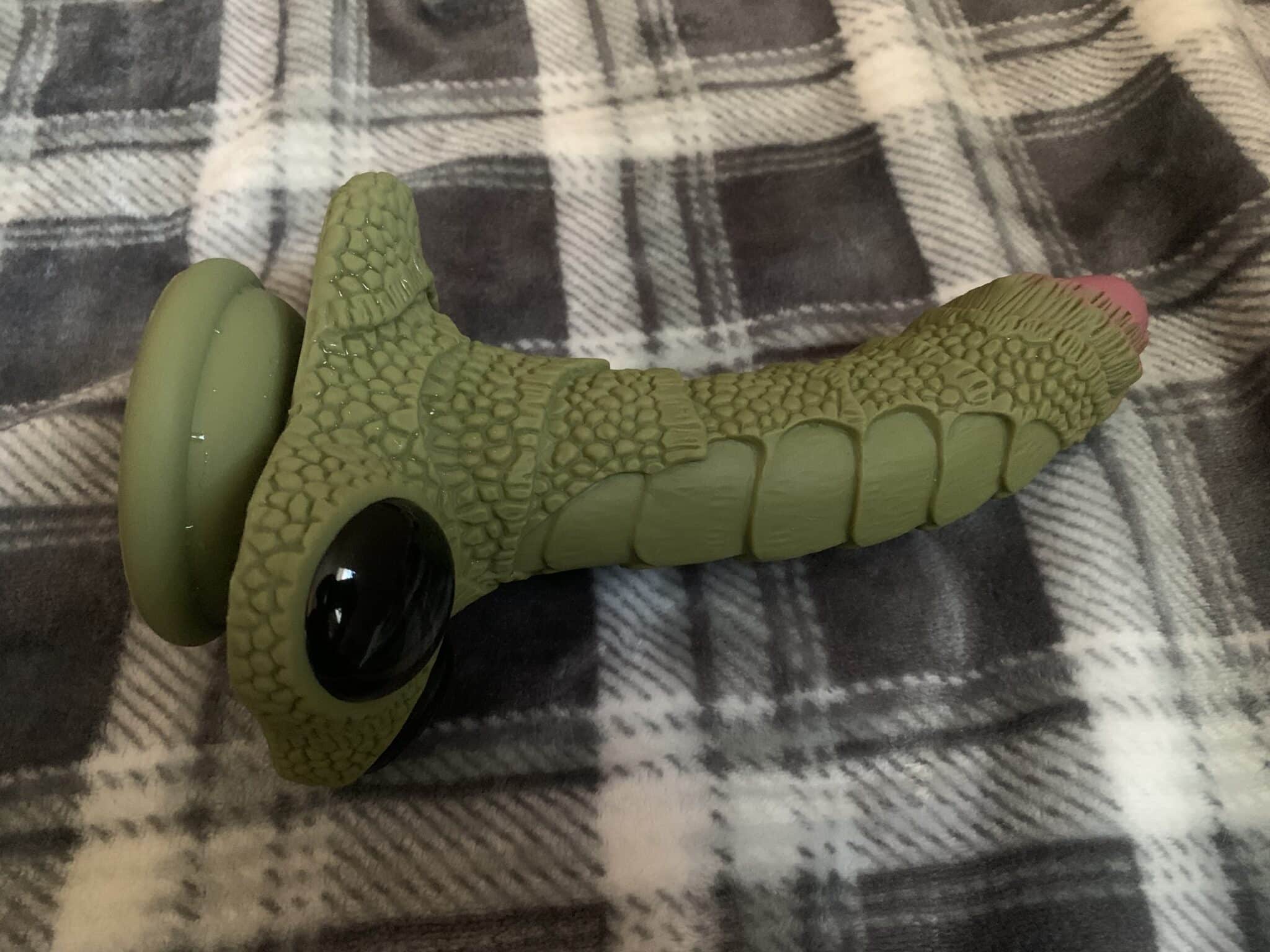 Creature Cocks Swamp Monster Dildo. Slide 7