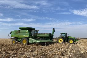 Lee-Lubbers-corn-harvest-October-2022