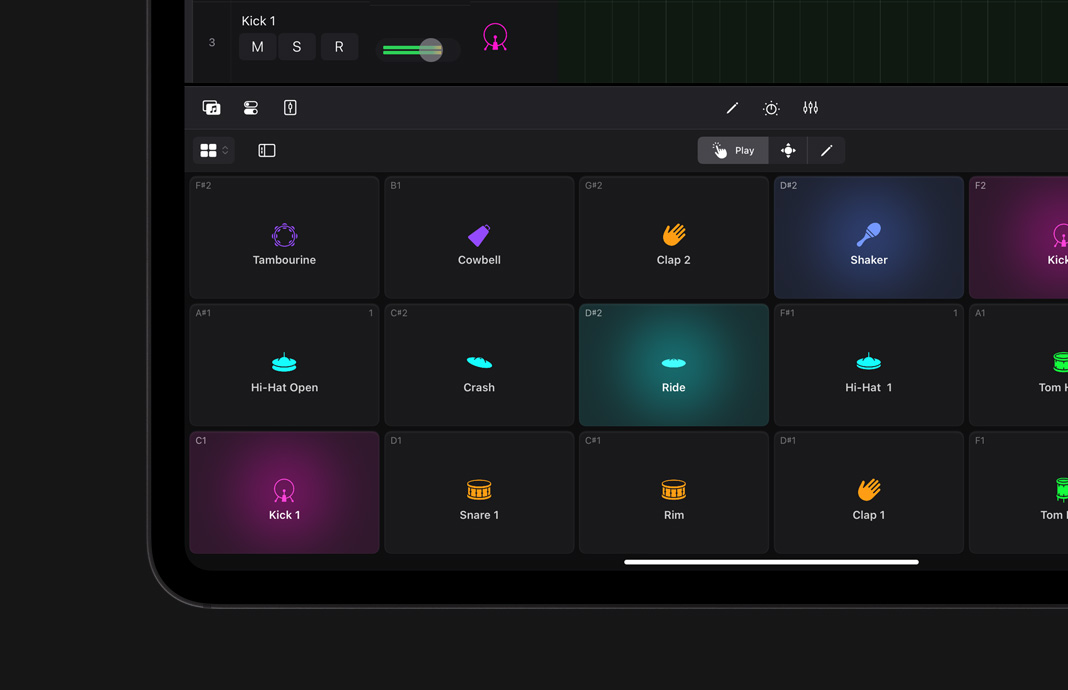 Nahaufnahme eines angepassten Drum-Pads in Logic Pro für iPad auf dem iPad Pro