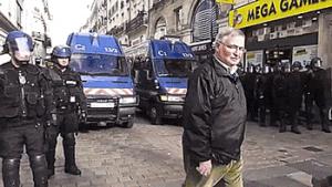 Gif avec les tags : Nono,TT,forum,manif,modo