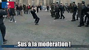 Gif avec les tags : bobo,forum,manif,modo,modération,sus