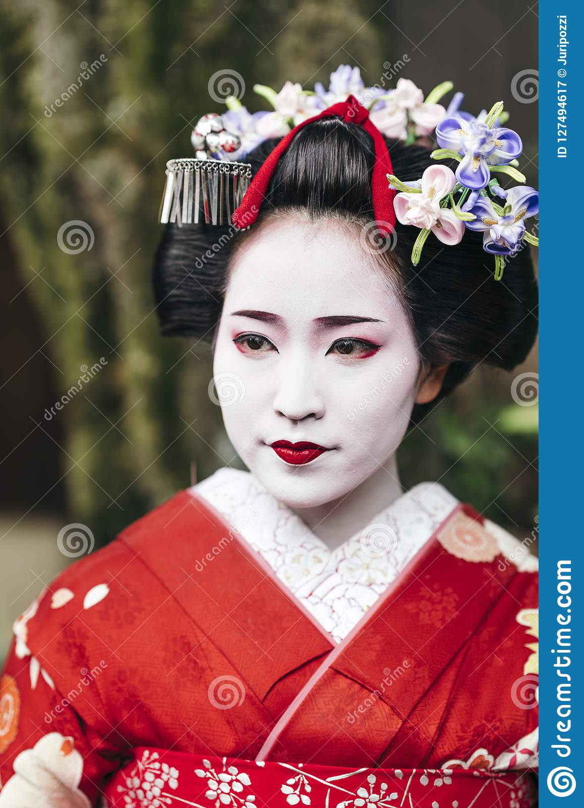 Makeup Geisha Jepang