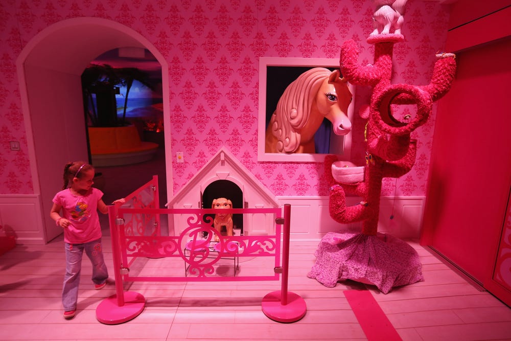 Rumah Barbie Dream House