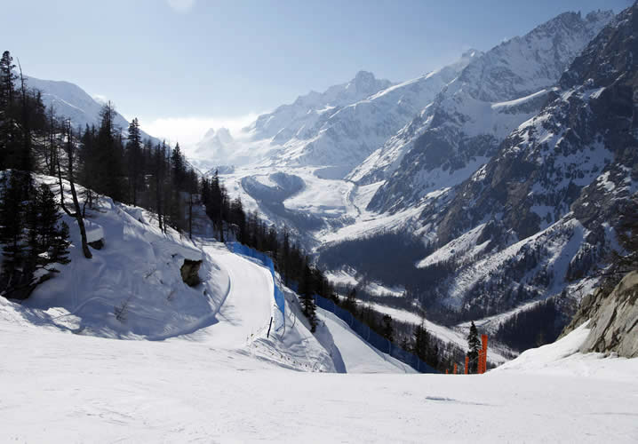 modérément Sein Rouille station ski courmayeur Pénétrer chien ...