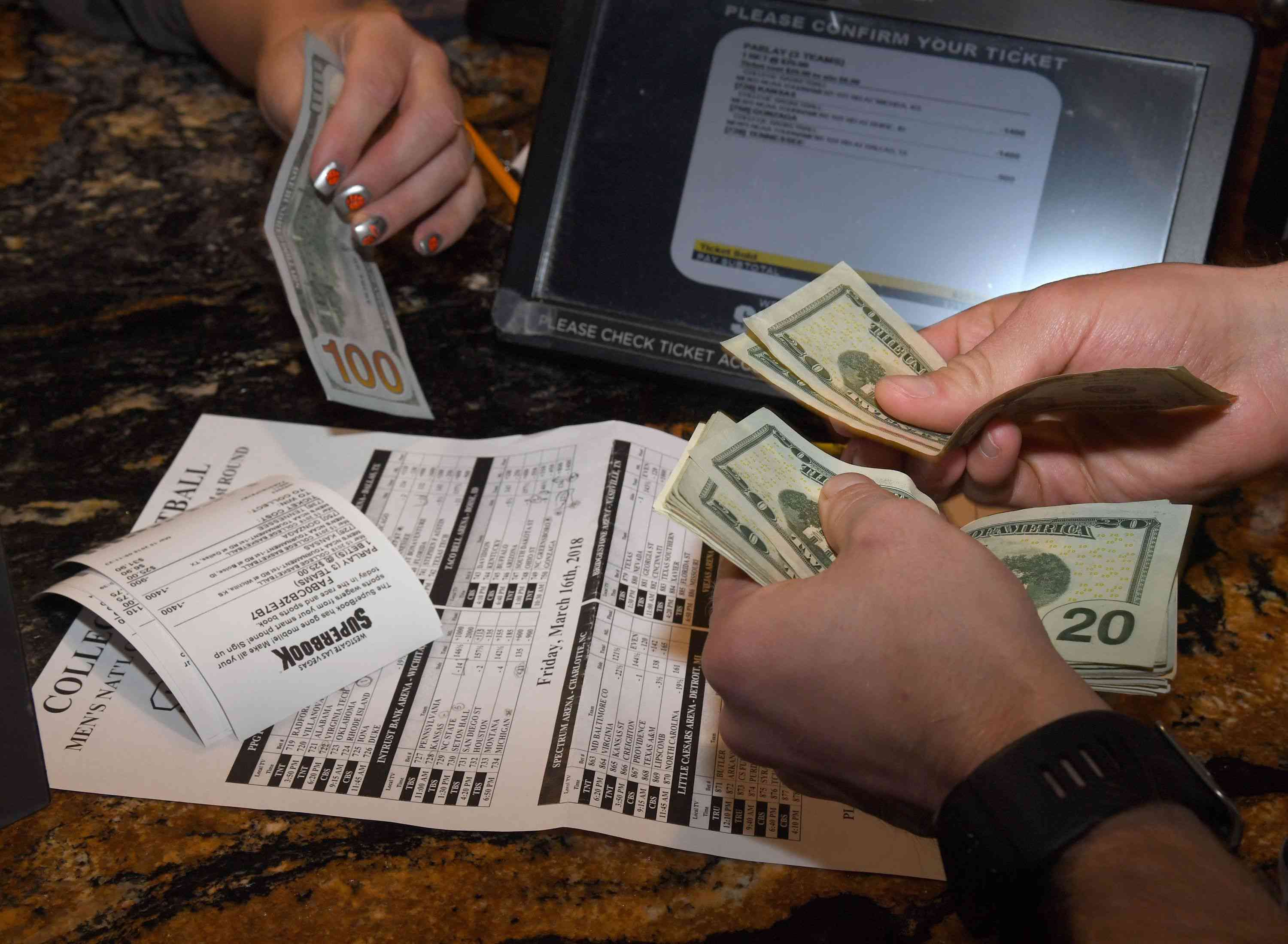 Sports betting with cash