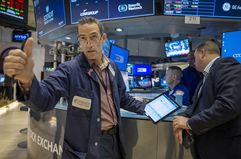 Trader on the floor of the New York Stock Exchange