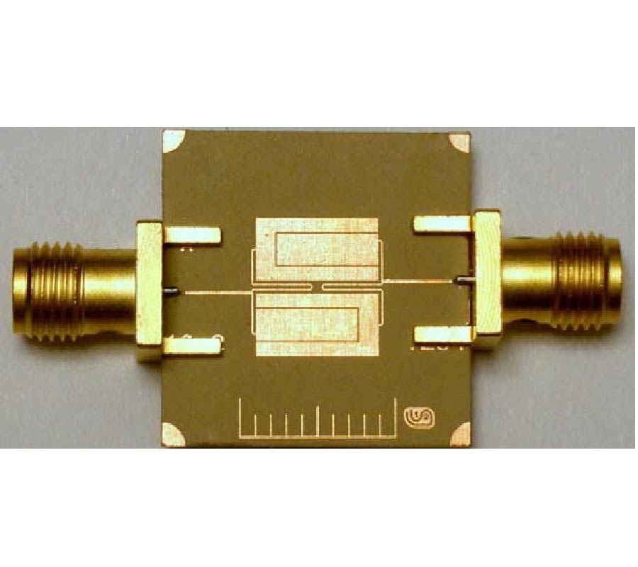 THEORY AND REALIZATION OF SIMPLE BANDPASS FILTERS WITH ANTIPARALLEL CONFIGURATION