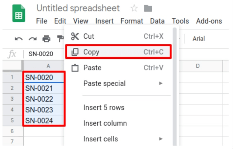 Excel 스프레드시트에 복사된 일련번호 목록.