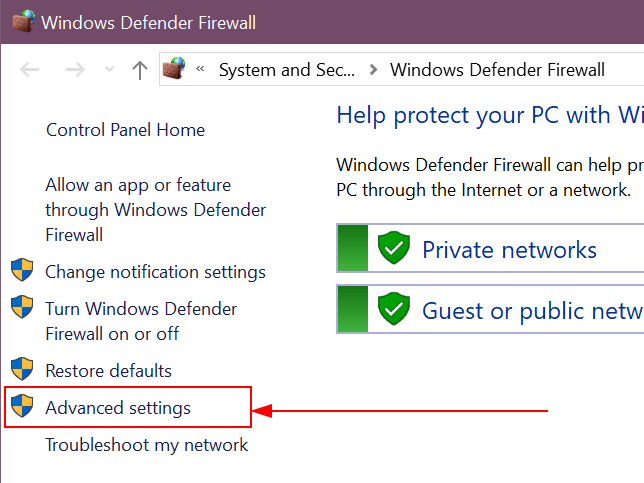 Opção de configurações avançadas destacada no painel esquerdo do aplicativo Windows Defender Firewall.