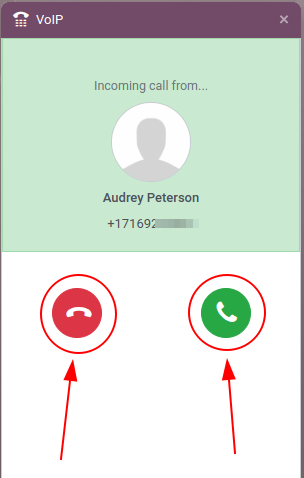 Apelul primit este afișat în widgetul Odoo VoIP.