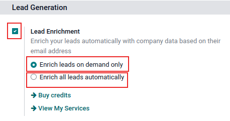 Página de ajustes de generación de leads en CRM, con la activación del enriquecimiento de leads resaltada y la opción de enriquecer  leads solo bajo demanda elegida.