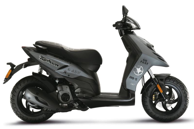 motorcycle photo PIAGGIO - TYPHOON 125(2015) SCOOTER