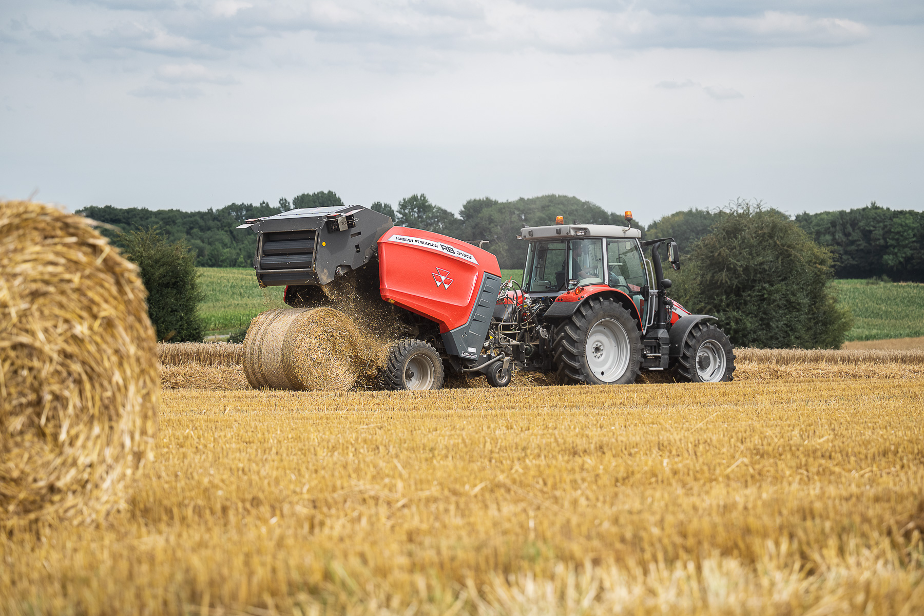 MF Round Balers | Fixed chamber 