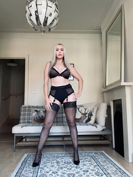 Cardiff Mistress - Miss Jessica Wood