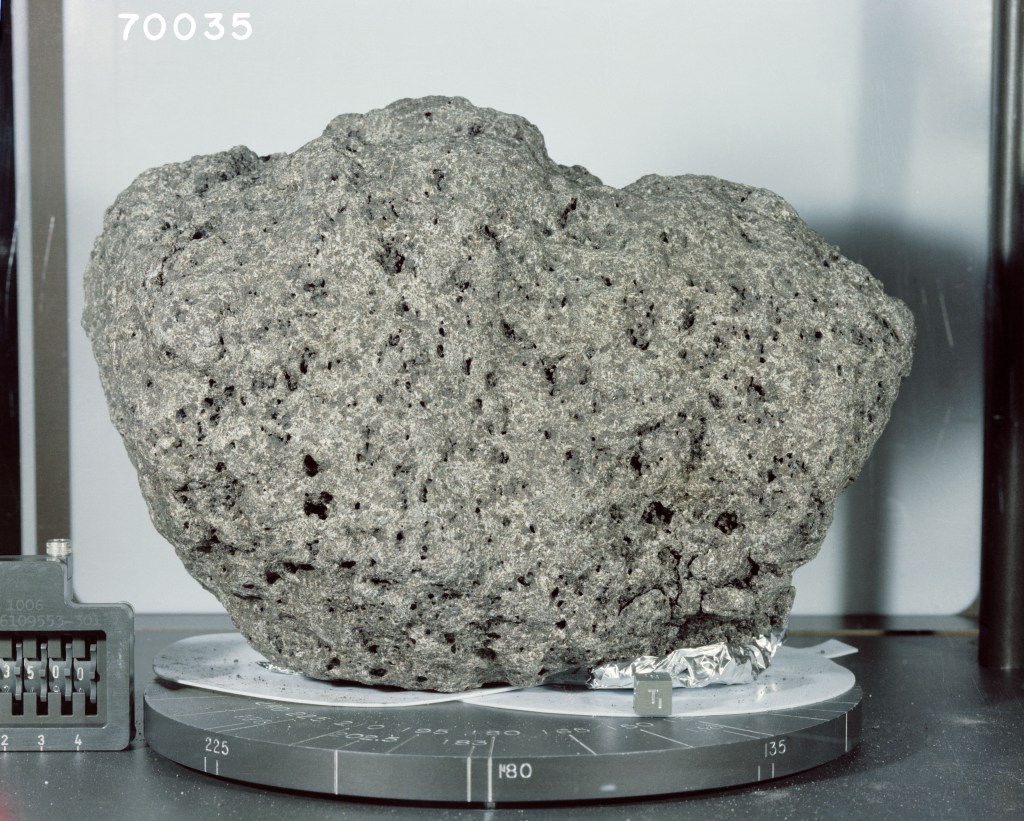 Apollo 17 postflight 13 lunar sample 50035 6385 S72-56385