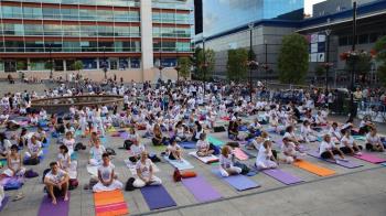 EL viernes 21 de junio la Plaza de la Constitución acoge a 350 personas en una clase gratuita