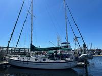 1985 New Bedford Massachusetts 37 Pacific Seacraft Crealock 37