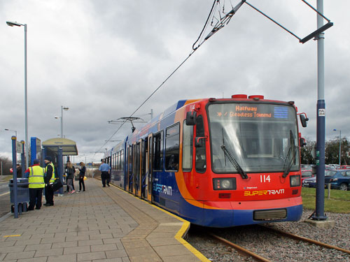 SHEFFIELD SUPERTRAM - Photo: ©2012 Ian Boyle - www.simplompc.co.uk - Simplon Postcards