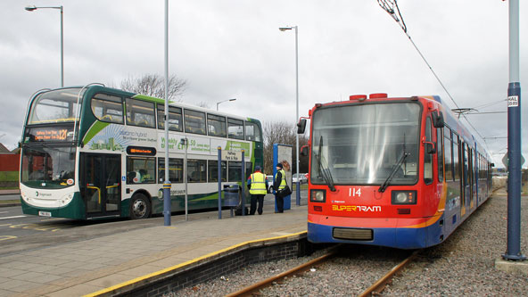 SHEFFIELD SUPERTRAM - Photo: ©2012 Ian Boyle - www.simplompc.co.uk - Simplon Postcards