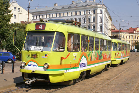 Riga Trams - Photo: © Ian Boyle, August 13th 2007 - Simplon Postcards - www.simplonpc.co.uk