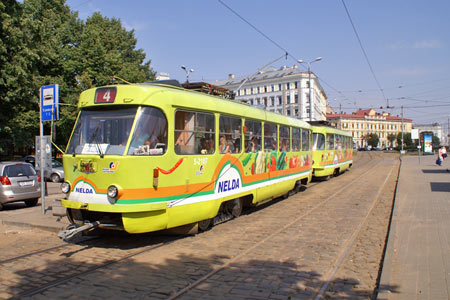 Riga Trams - Photo: © Ian Boyle, August 13th 2007 - Simplon Postcards - www.simplonpc.co.uk