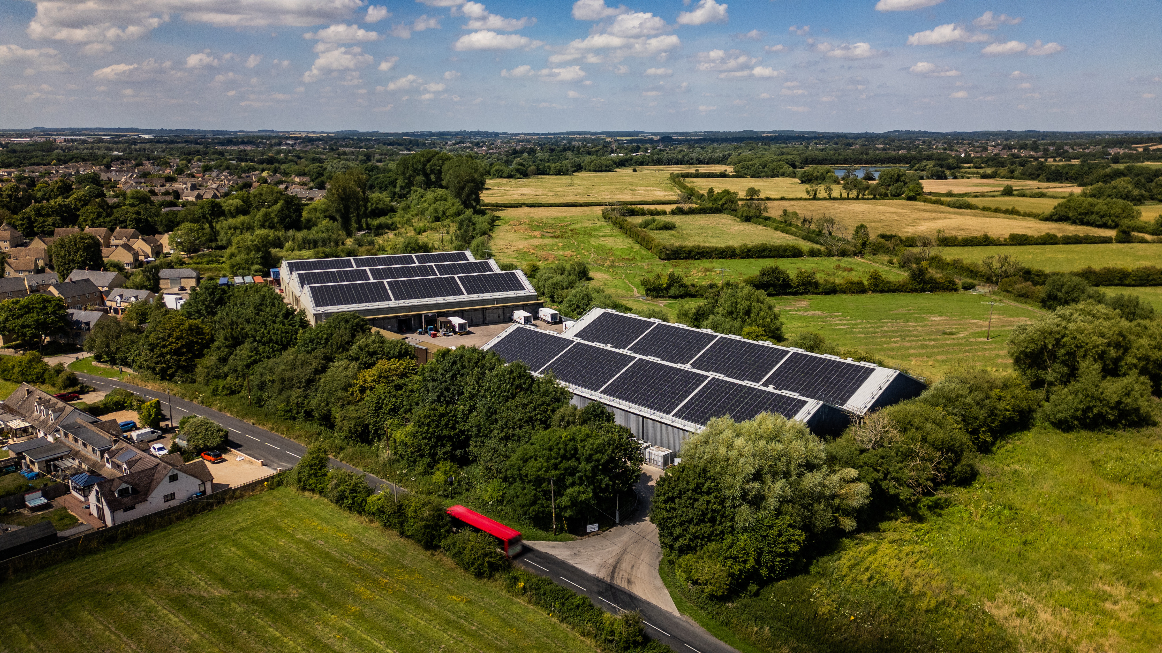 Philip Dennis Foodservice - 695 kWp (May '23)