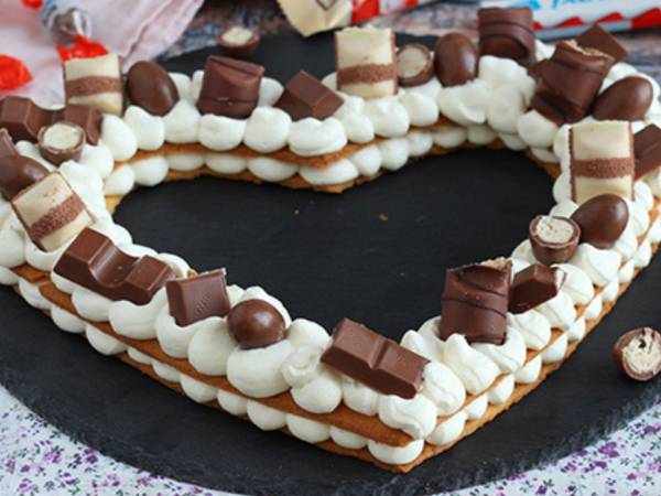 Saint-Valentin : le secret pour réussir un gâteau en forme de cœur parfait !