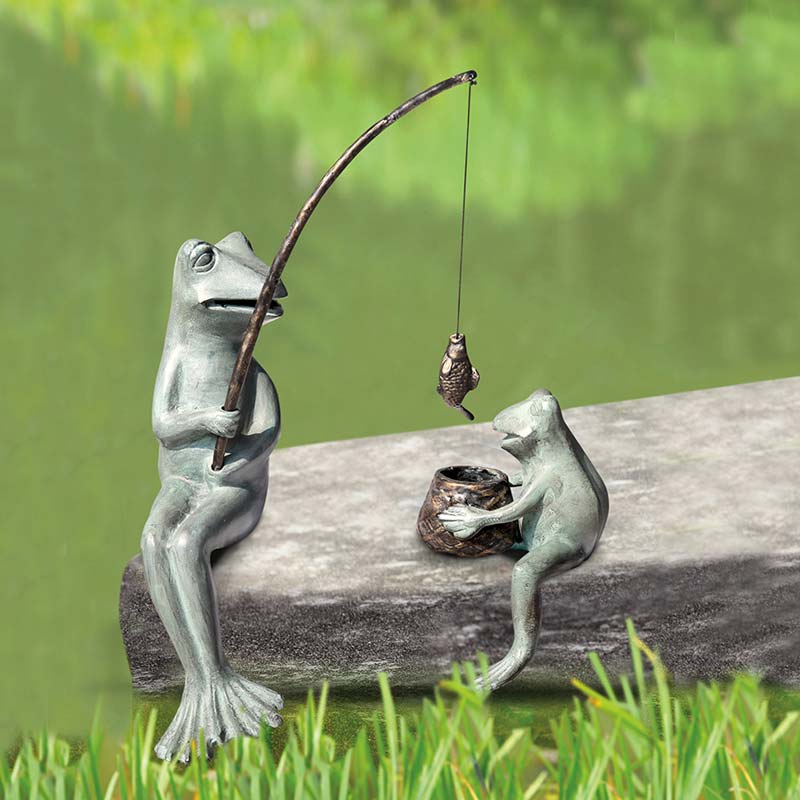 Frog Mama & Baby Fishing Garden Sculpture