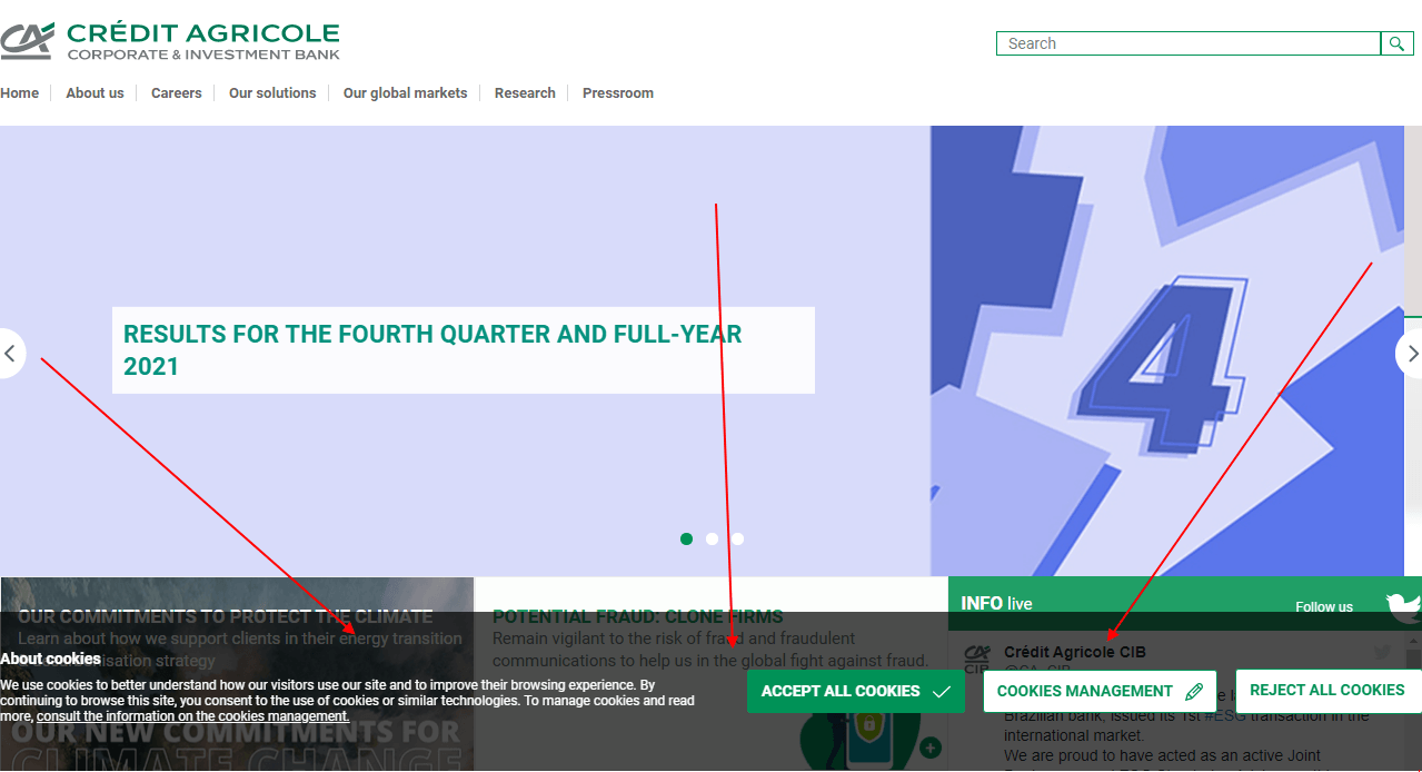 Credit Agricole homepage with cookie consent notice highlighted