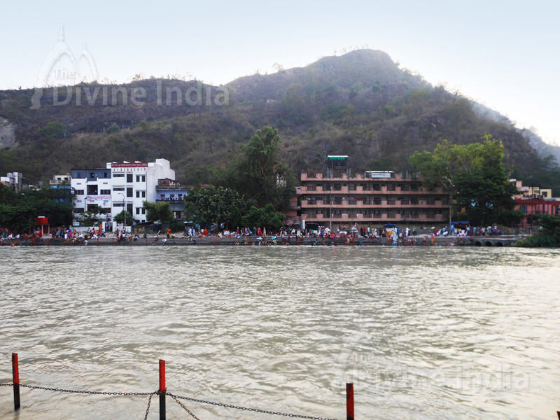 : Ganga Ghat - Haridwar - The Divine India