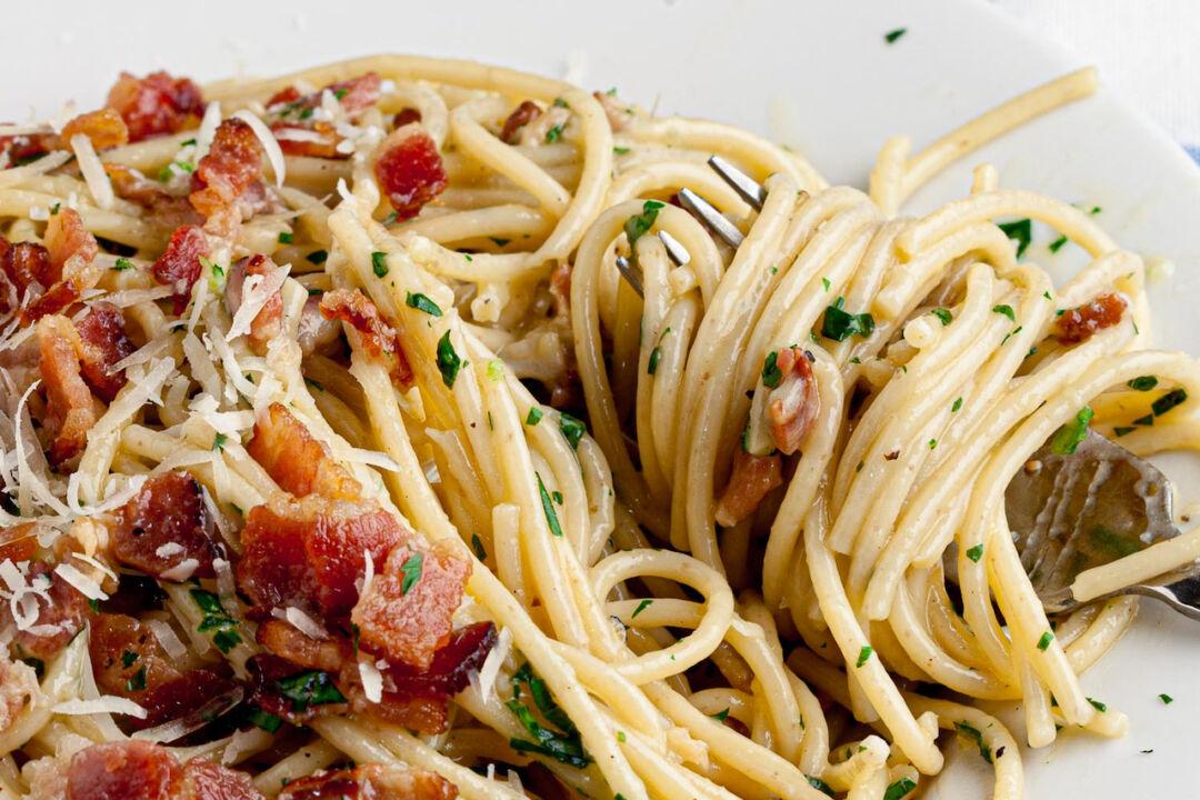 Easy Spaghetti Alla Carbonara